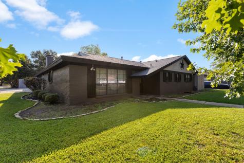 4816 Wyoming Trail North Richland Hills TX 76180
