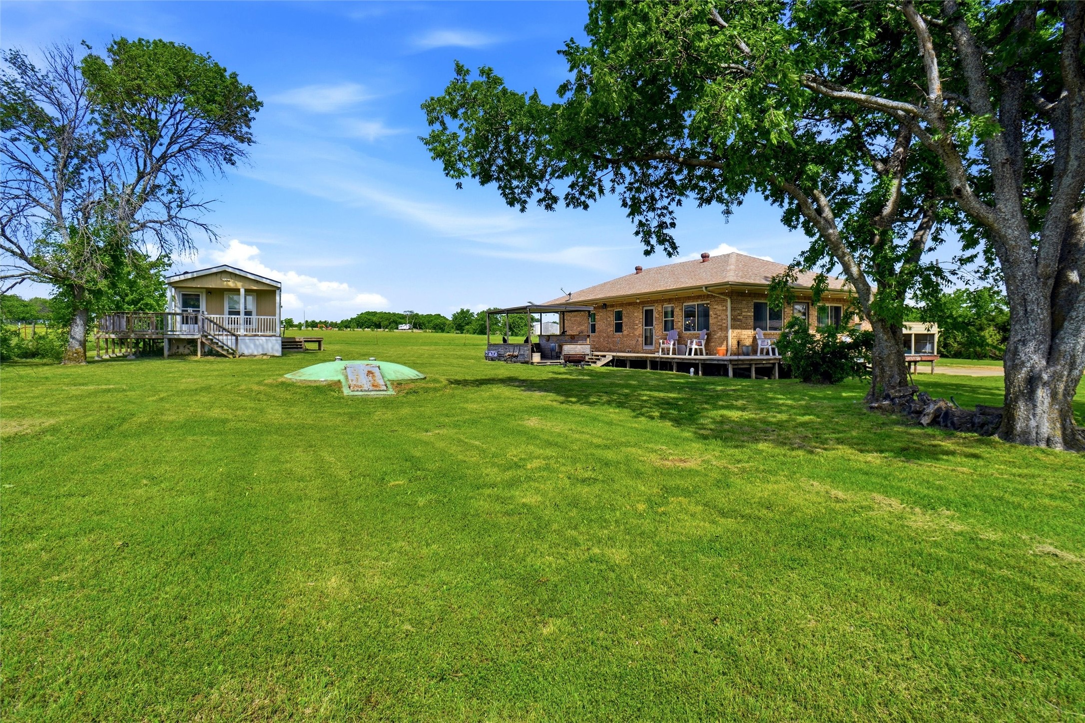 8983 W Odneal Road Krum TX 76249