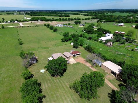 8983 W Odneal Road Krum TX 76249