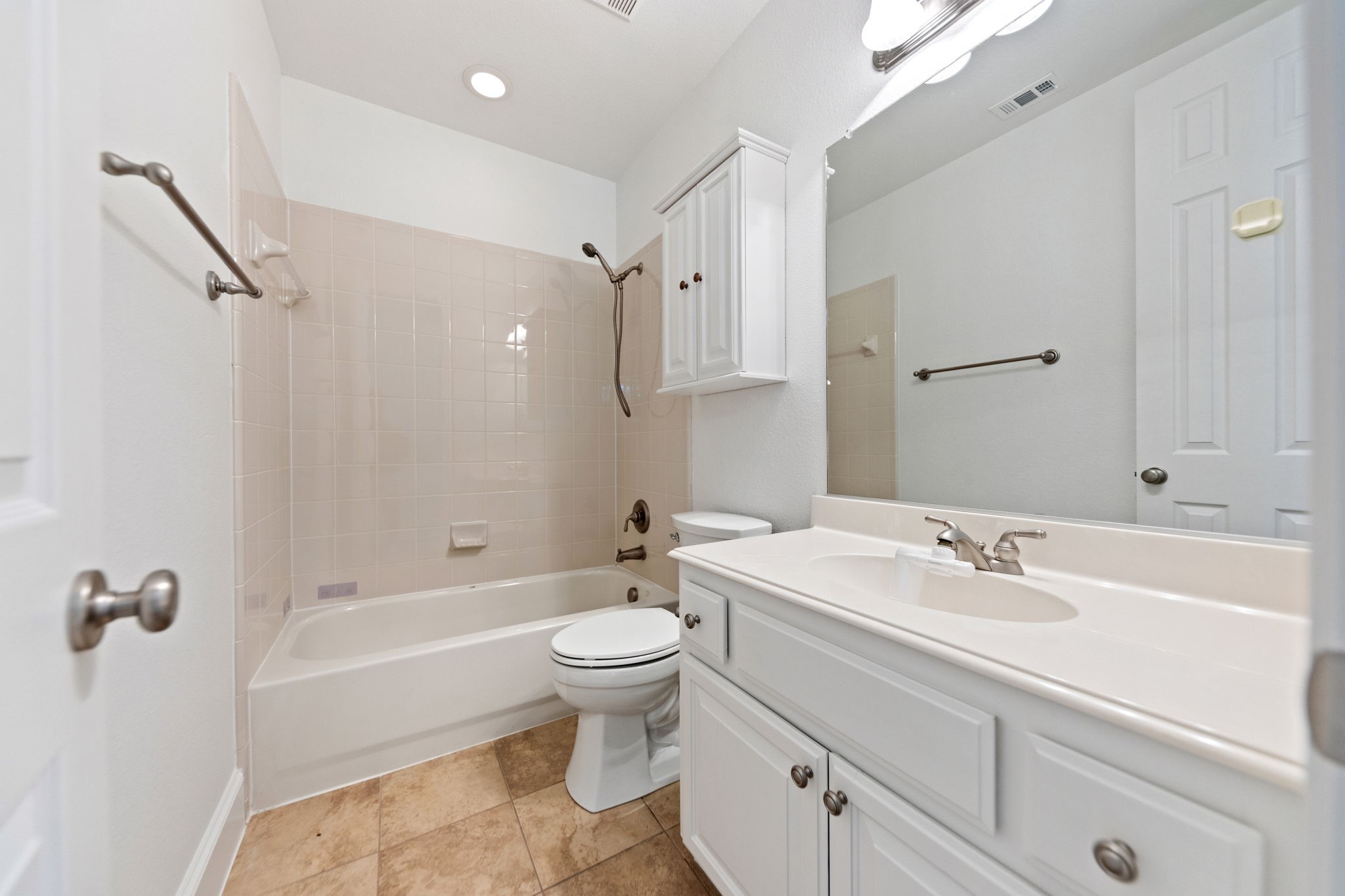 1209 Dame Susan Lane Lewisville TX 75056