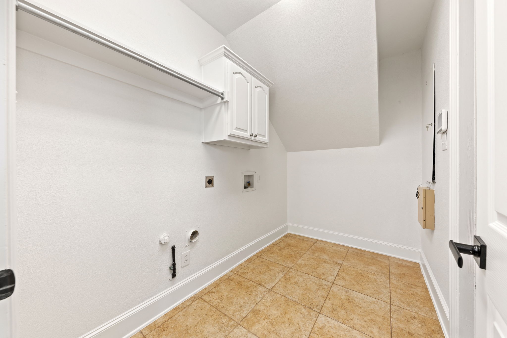 1209 Dame Susan Lane Lewisville TX 75056