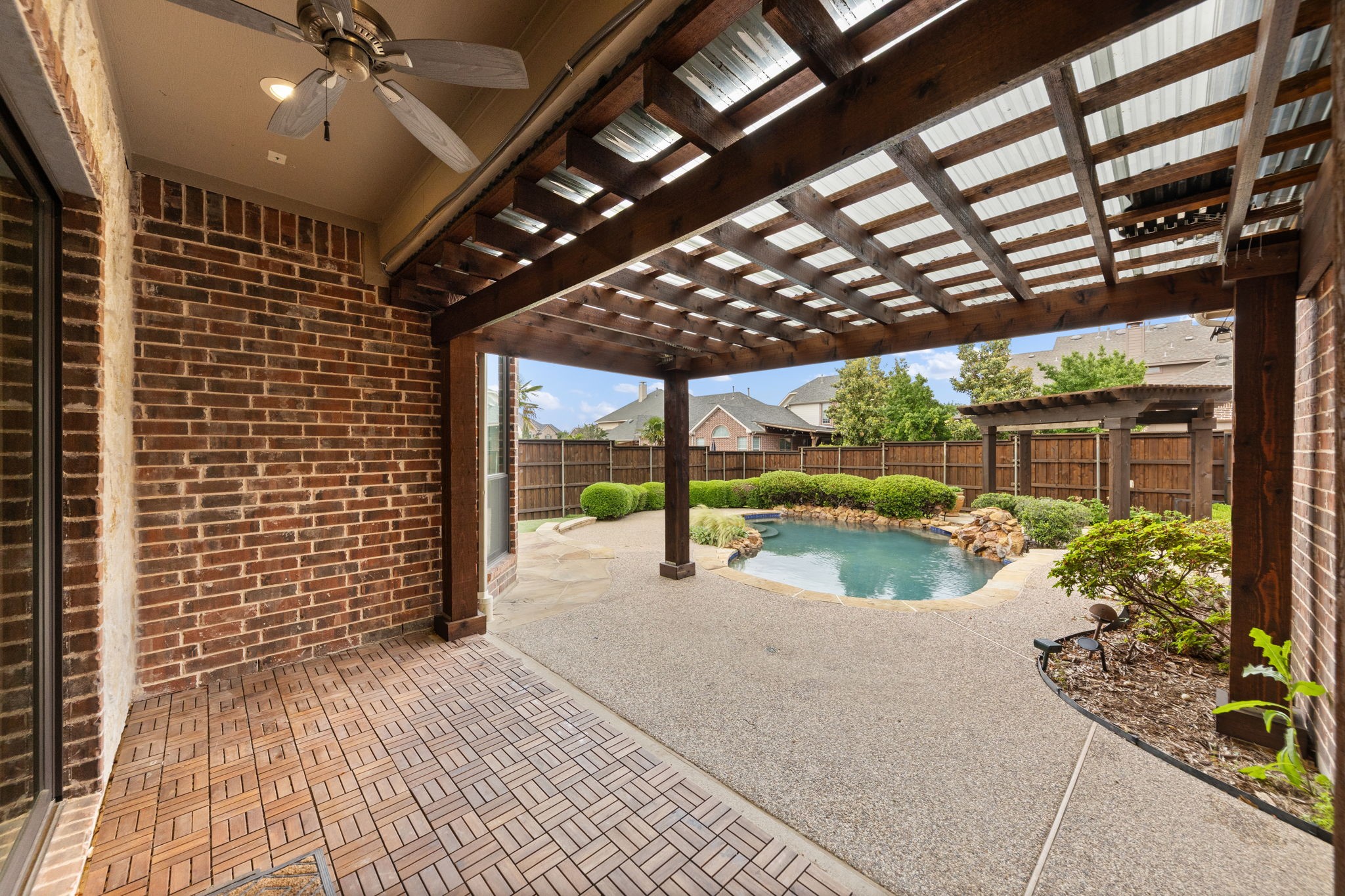 1209 Dame Susan Lane Lewisville TX 75056