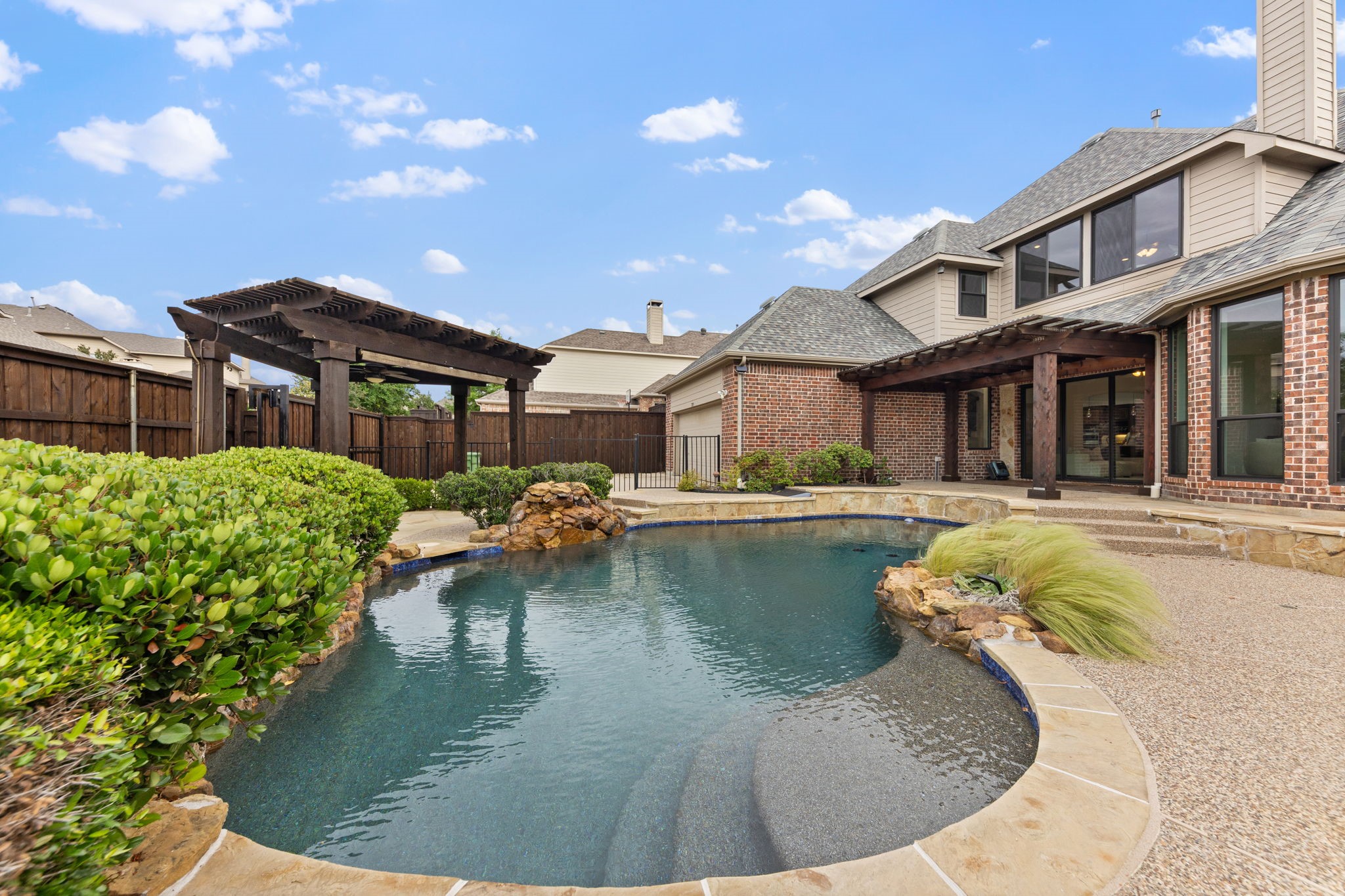 1209 Dame Susan Lane Lewisville TX 75056