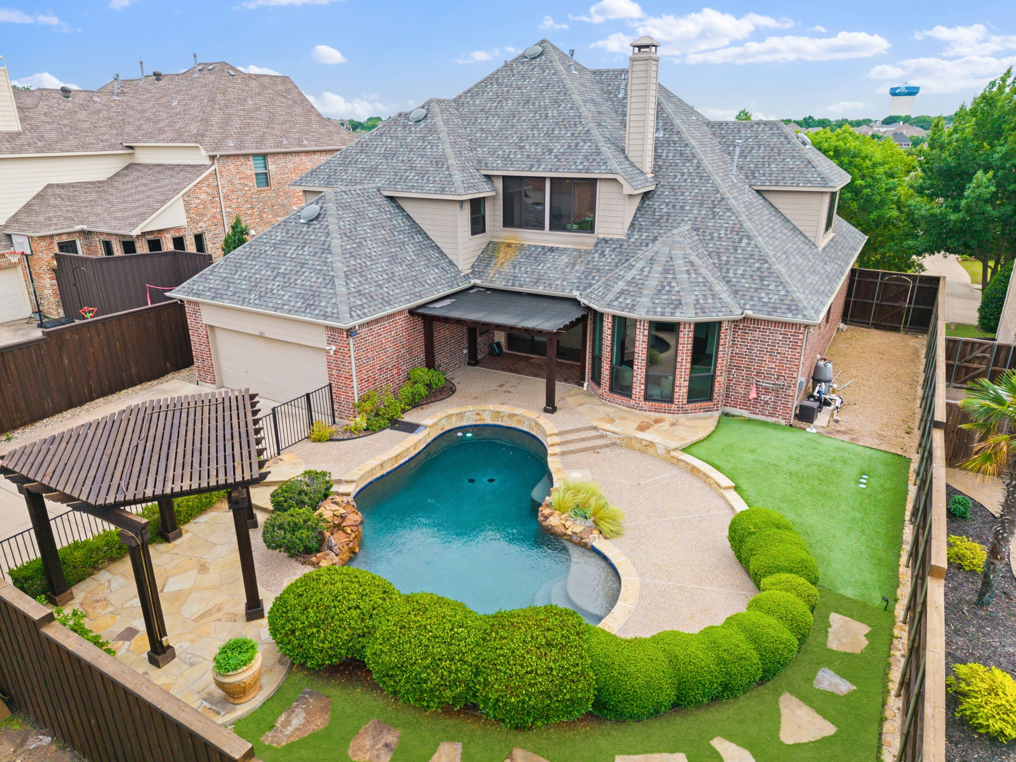 1209 Dame Susan Lane Lewisville TX 75056