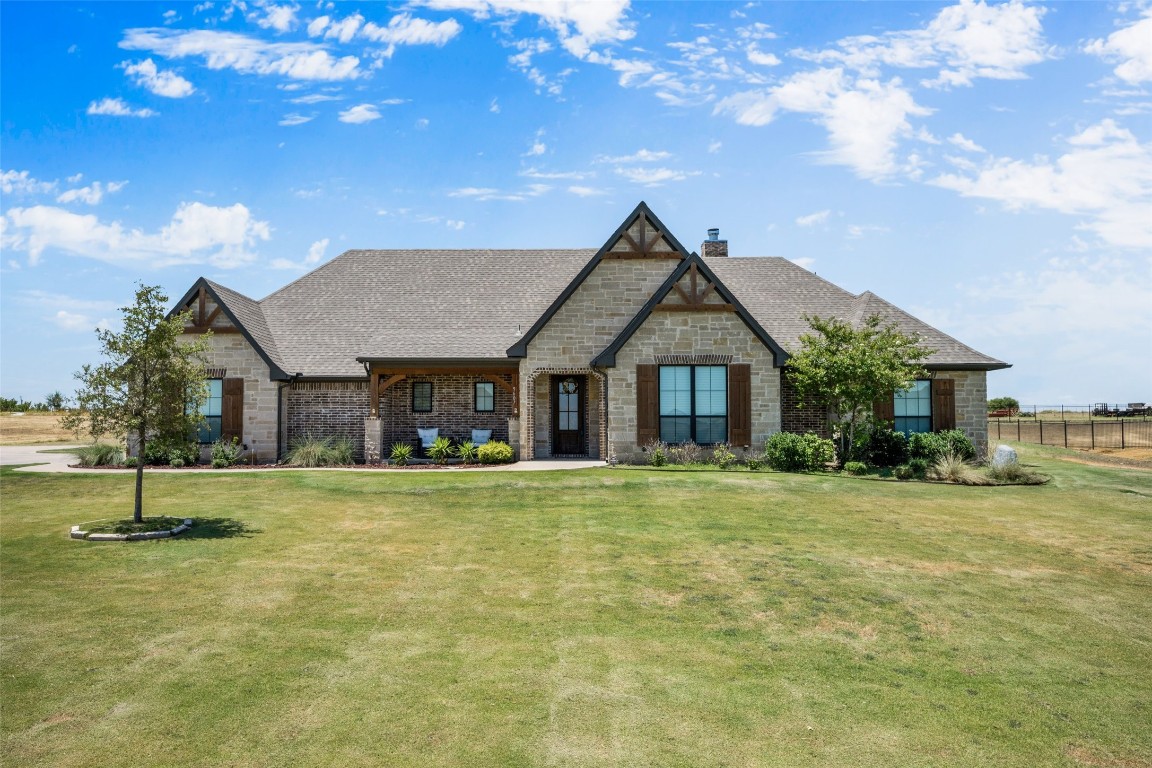 9607 Peaceful Escape Way Grandview TX 76050