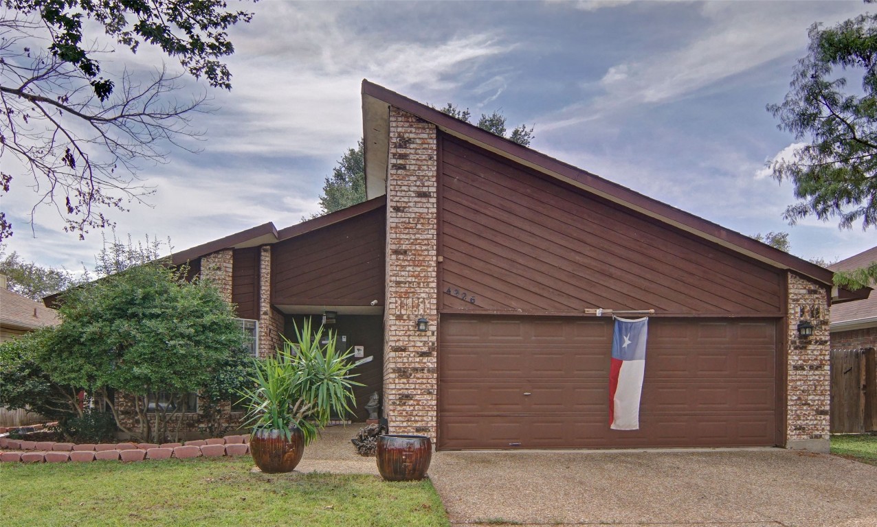 4926 Highbank Drive Arlington TX 76018