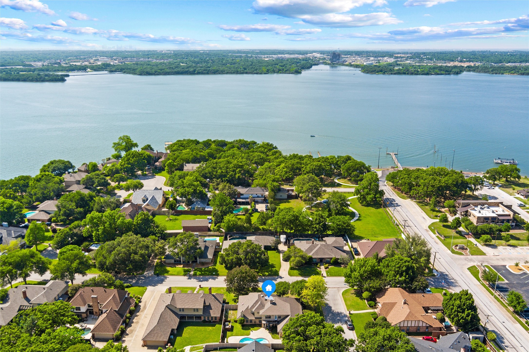 6004 Lakehurst Drive Arlington TX 76016