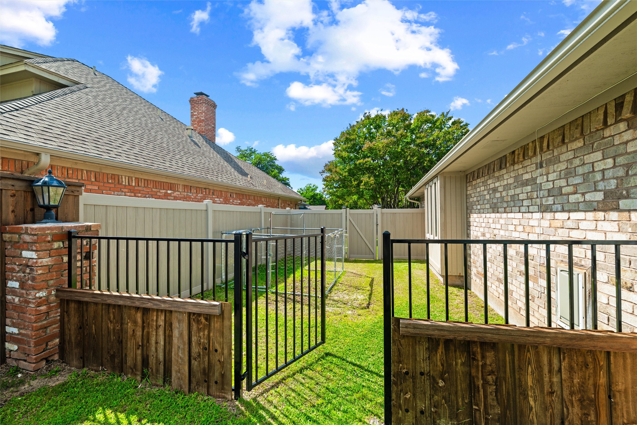 6004 Lakehurst Drive Arlington TX 76016