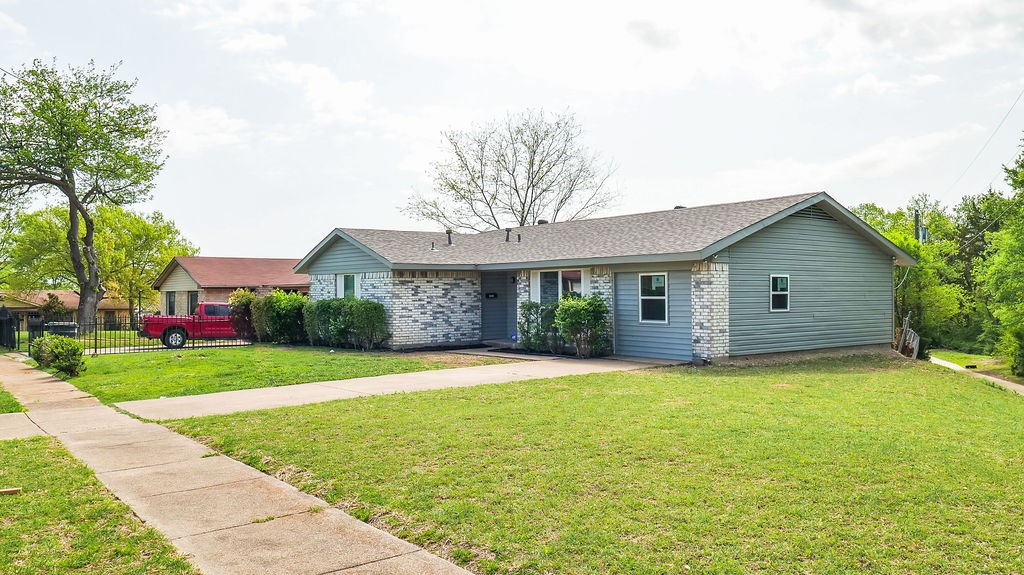4016 Robertson Drive Dallas TX 75241