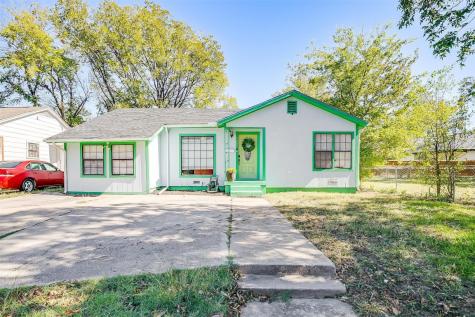 1207 S Chicago Avenue Fort Worth TX 76105
