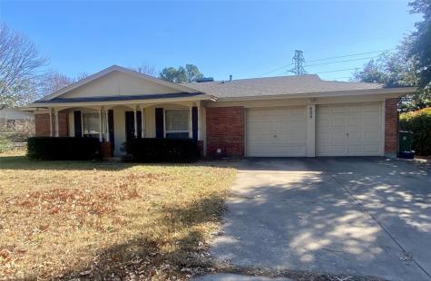 605 Lewis Drive Hurst TX 76054