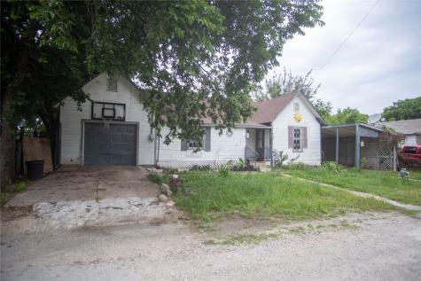 106 S Watson Street Alvarado TX 76009