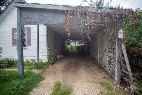 106 S Watson Street Alvarado TX 76009