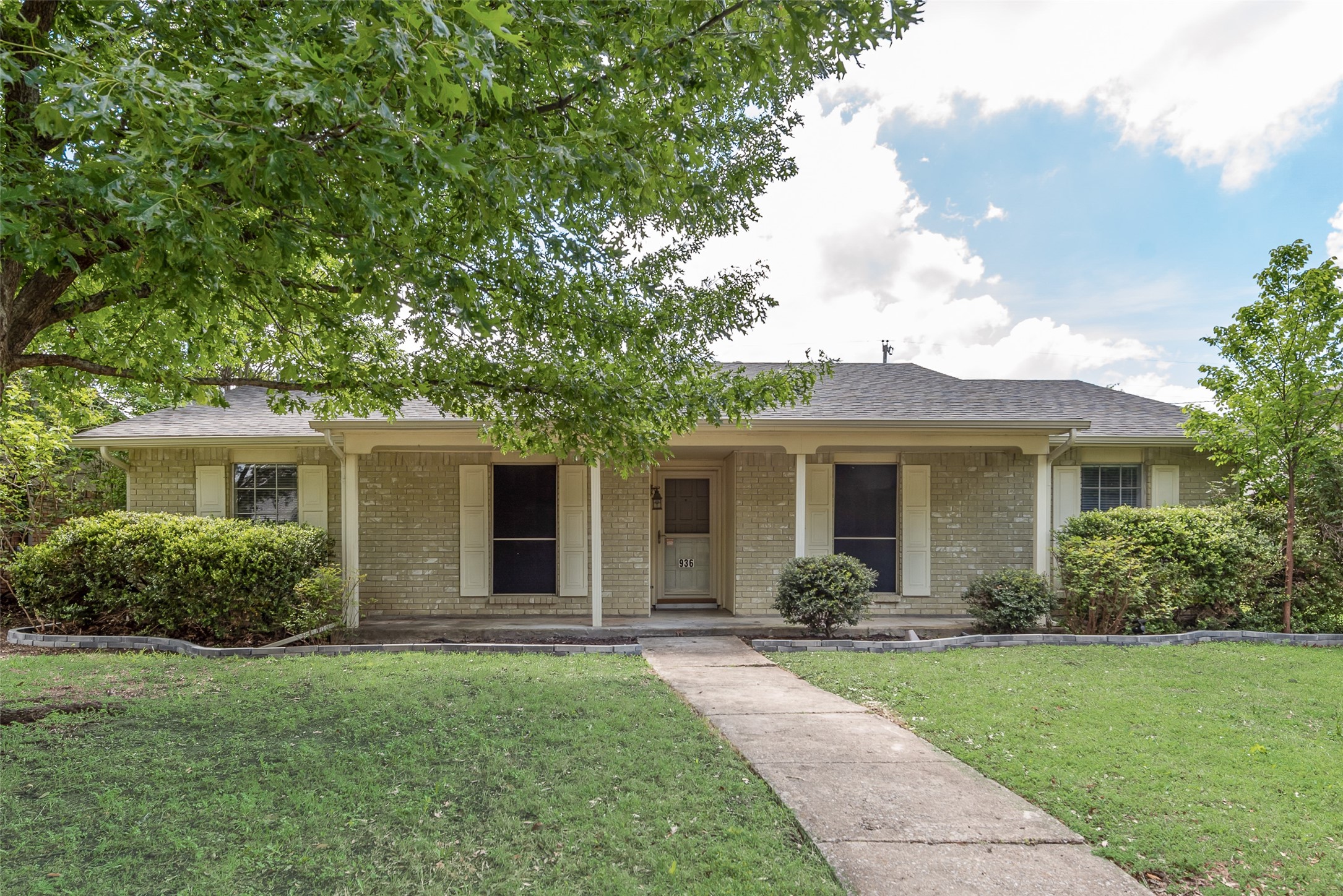 936 Mossvine Drive Plano TX 75023