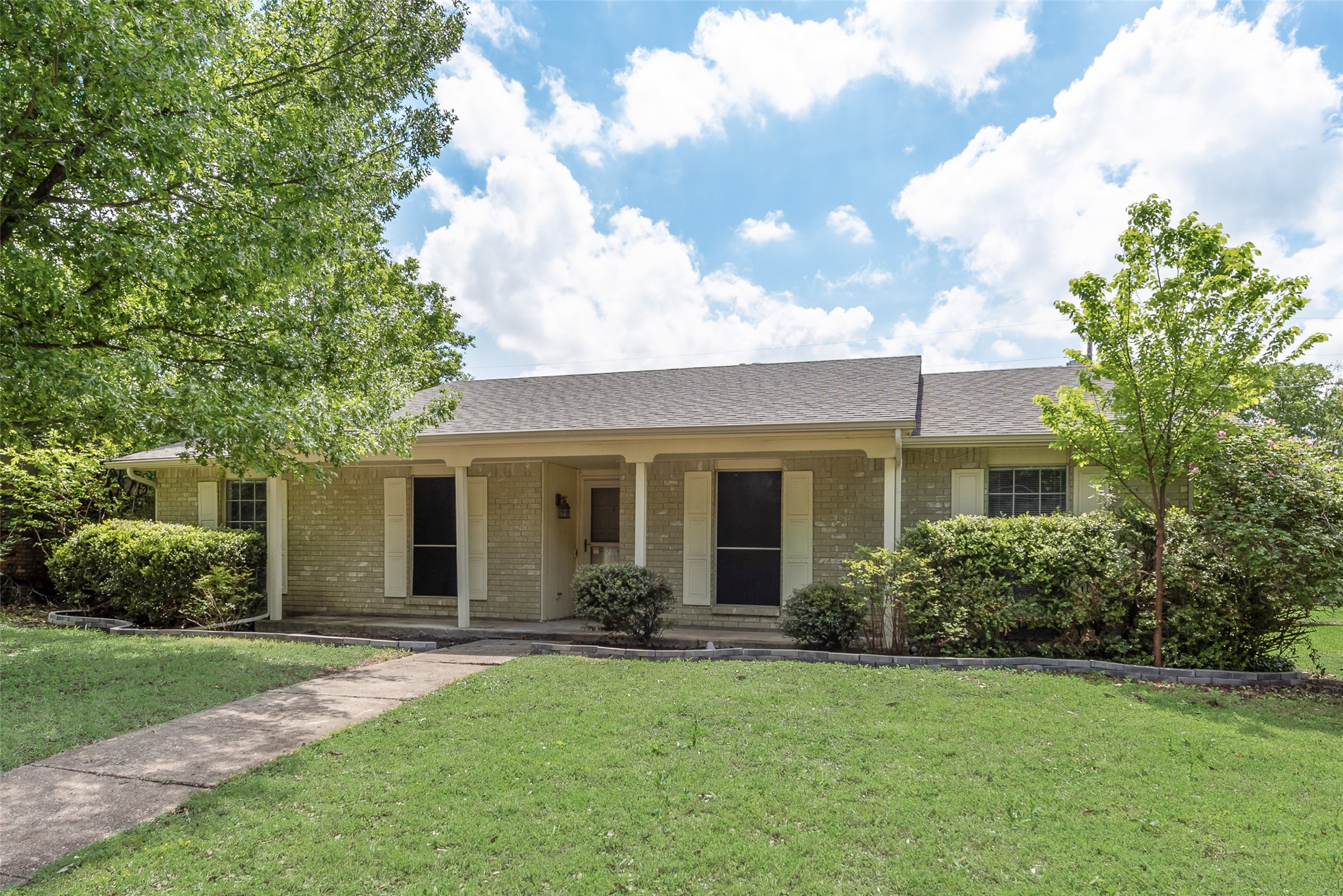 936 Mossvine Drive Plano TX 75023