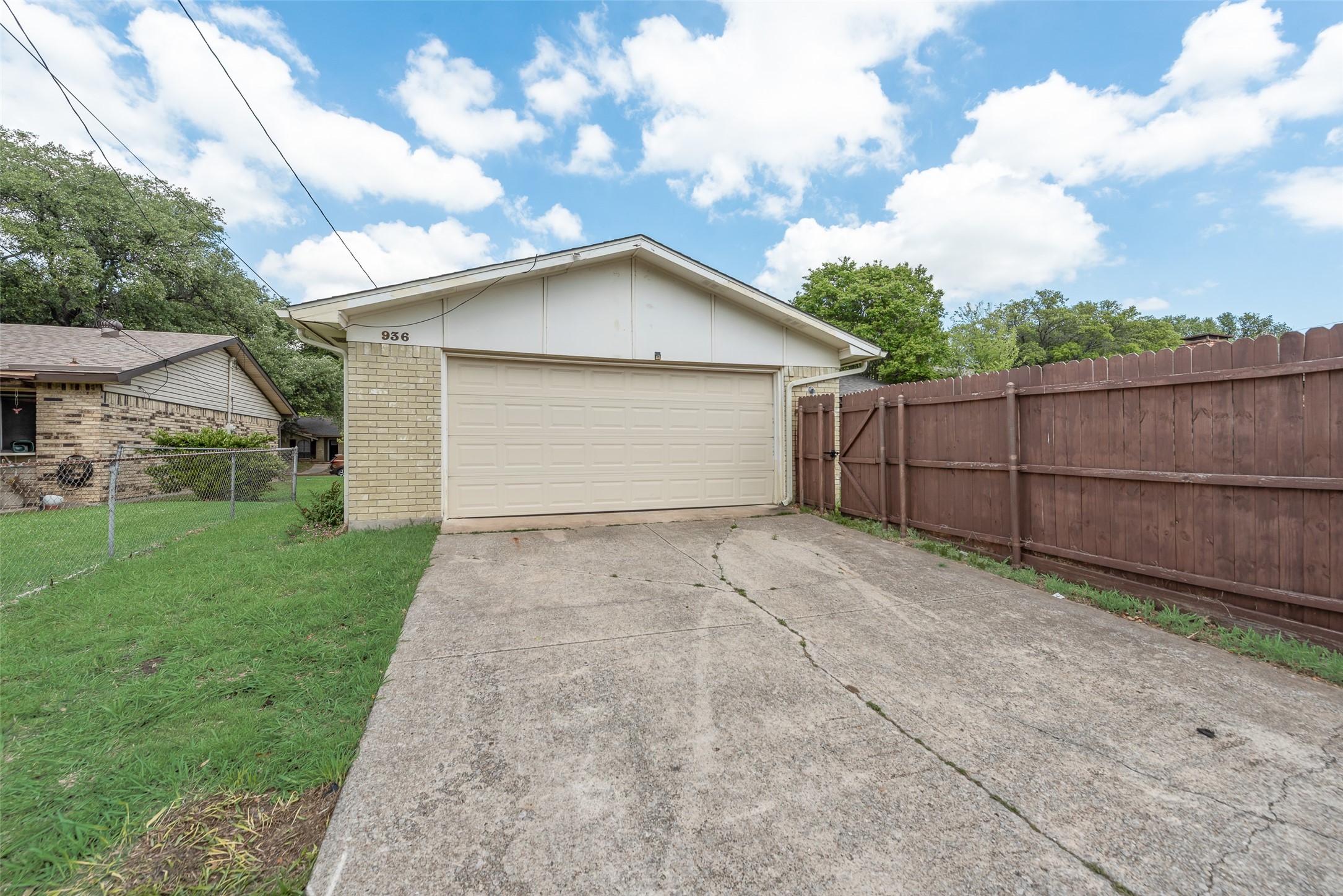 936 Mossvine Drive Plano TX 75023