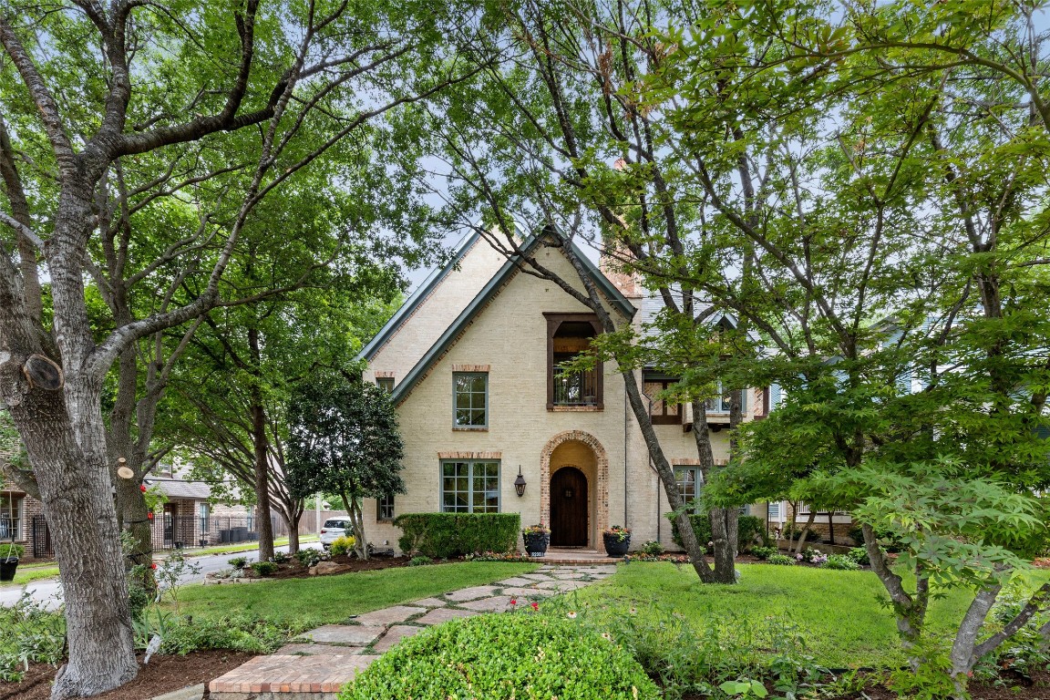6203 Vickery Boulevard Dallas TX 75214