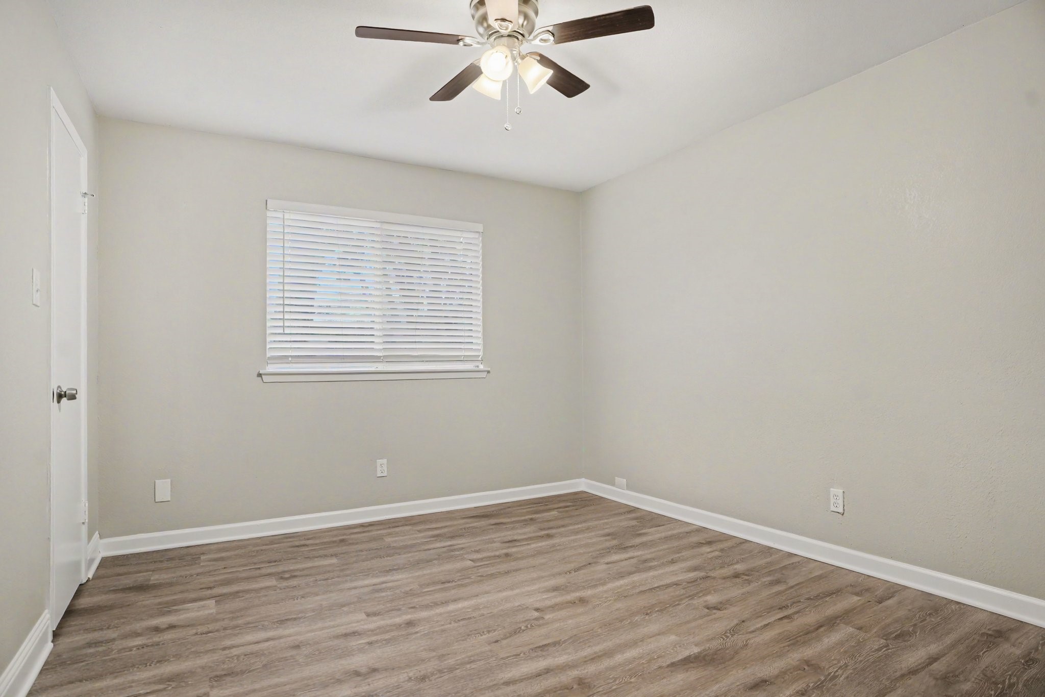 5907 Old Barn Drive Arlington TX 76016