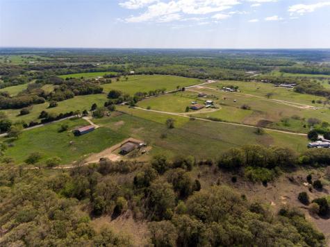 316 County Road 1590 Alvord TX 76225