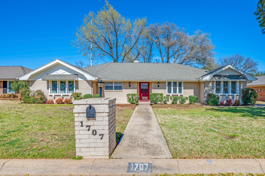 1707 Covemeadow Drive Arlington TX 76012
