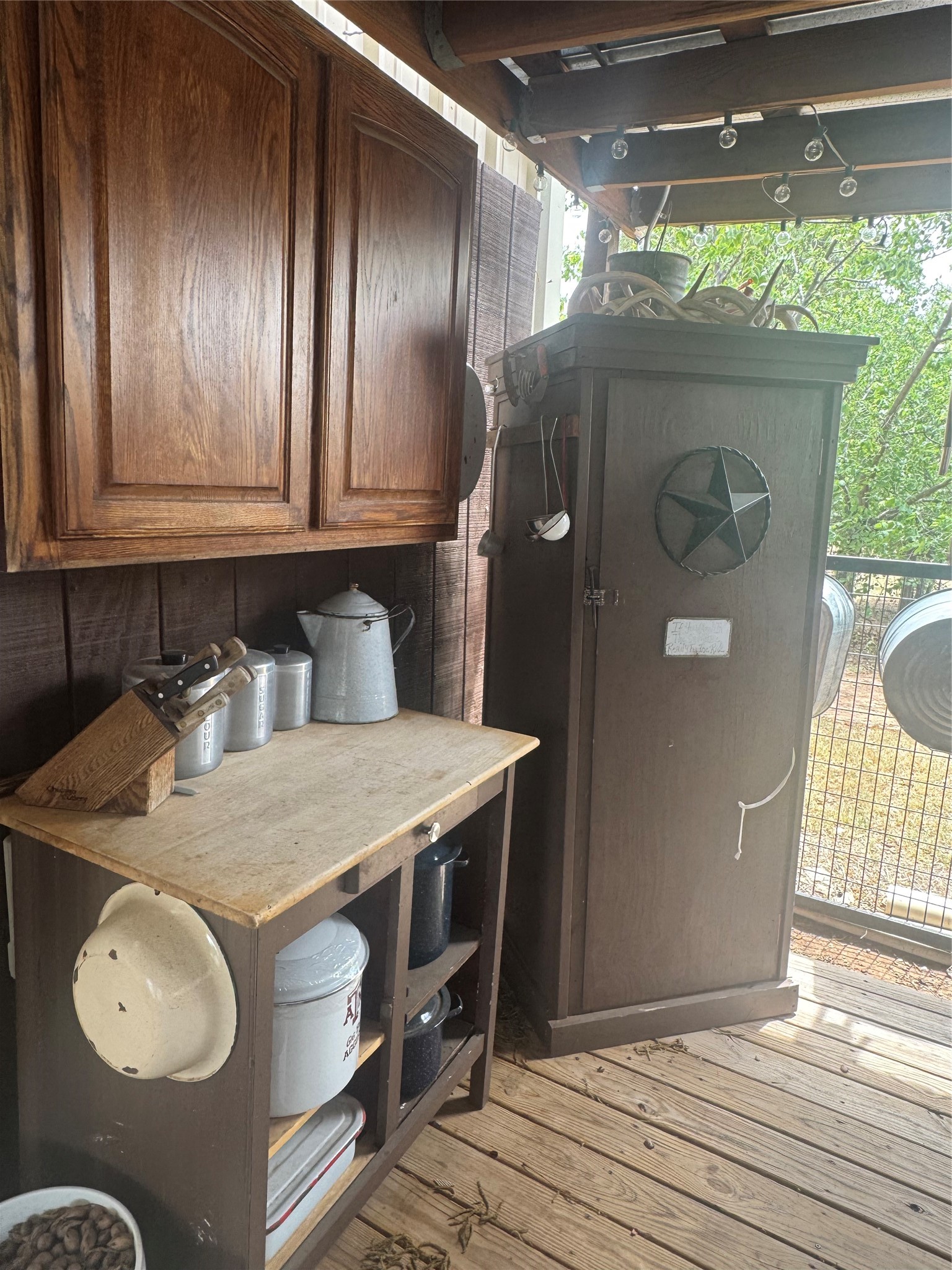 400 Cain Street Quanah TX 79252