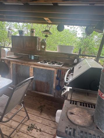 400 Cain Street Quanah TX 79252