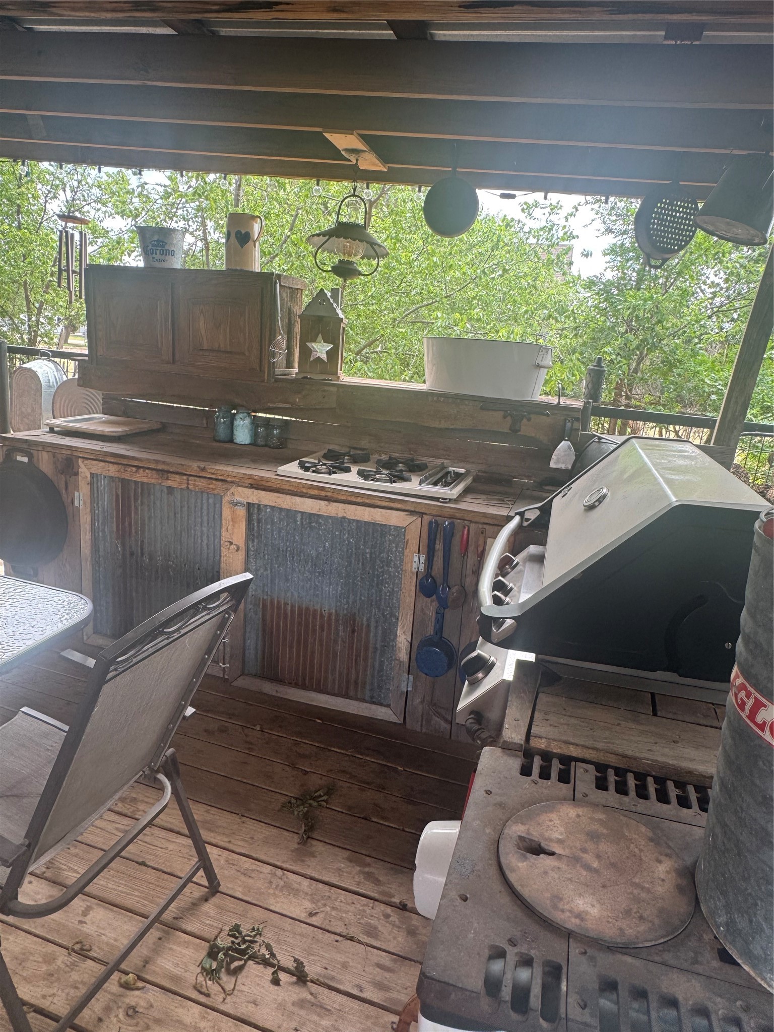400 Cain Street Quanah TX 79252