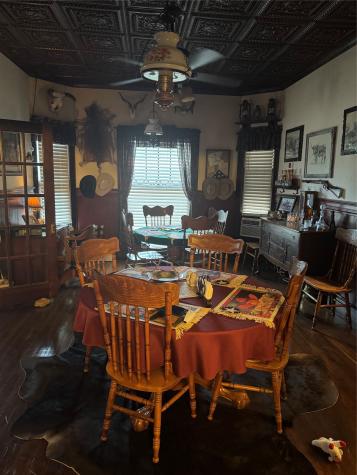 400 Cain Street Quanah TX 79252