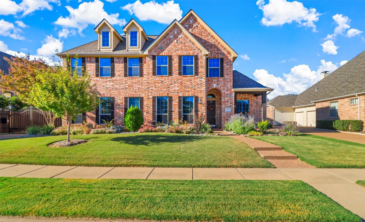 1913 San Carlos Avenue Allen TX 75002