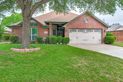 4817 Dogleg Drive Haltom City TX 76117
