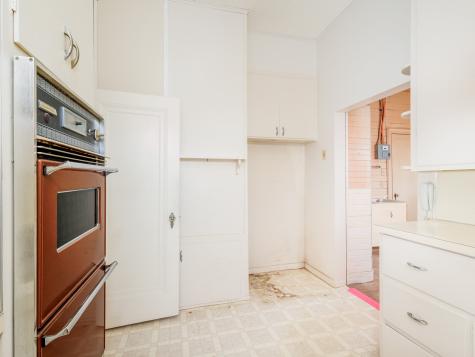 615 W Liveoak Street Coleman TX 76834