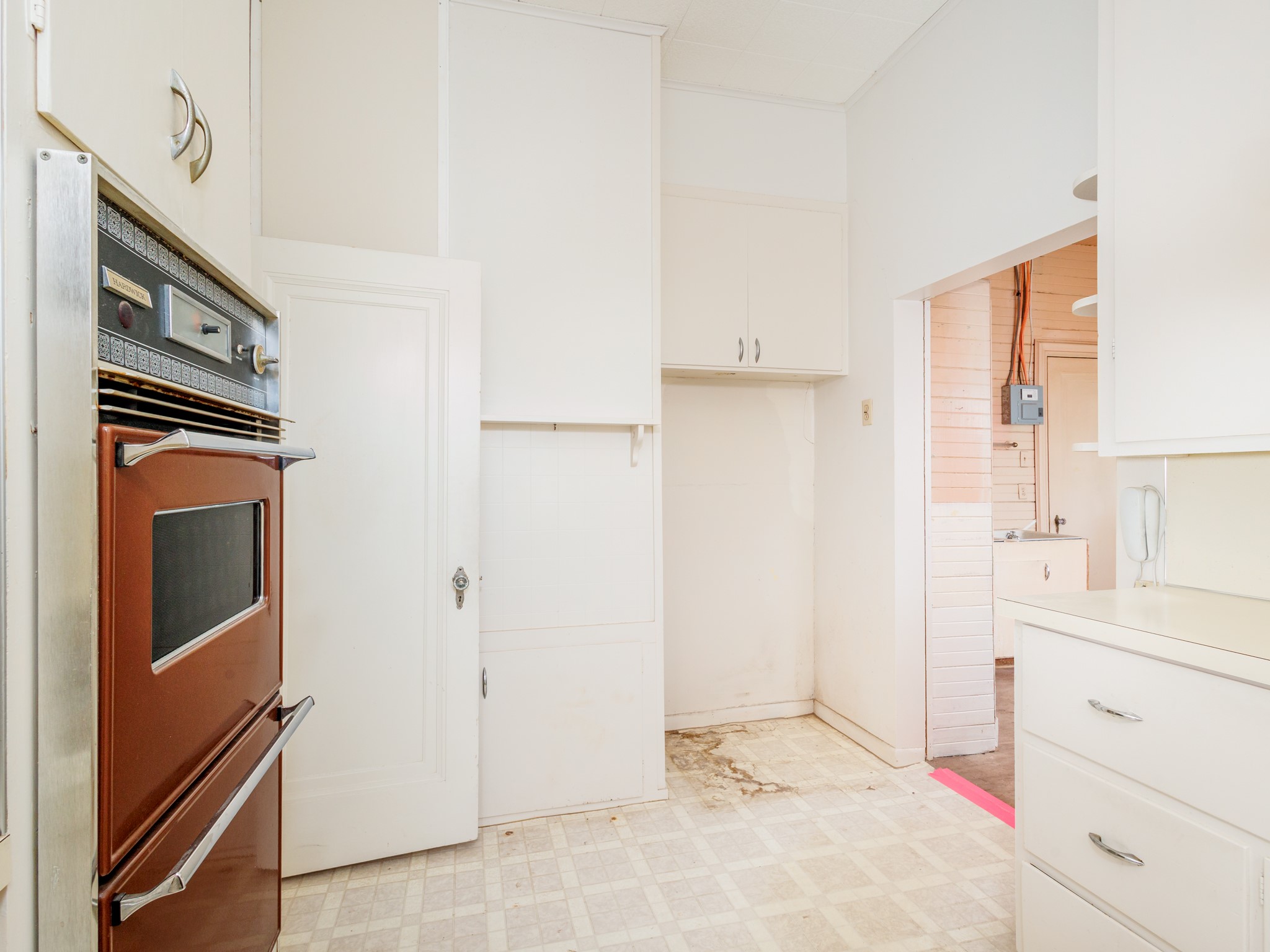 615 W Liveoak Street Coleman TX 76834
