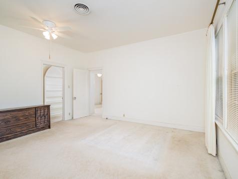 615 W Liveoak Street Coleman TX 76834