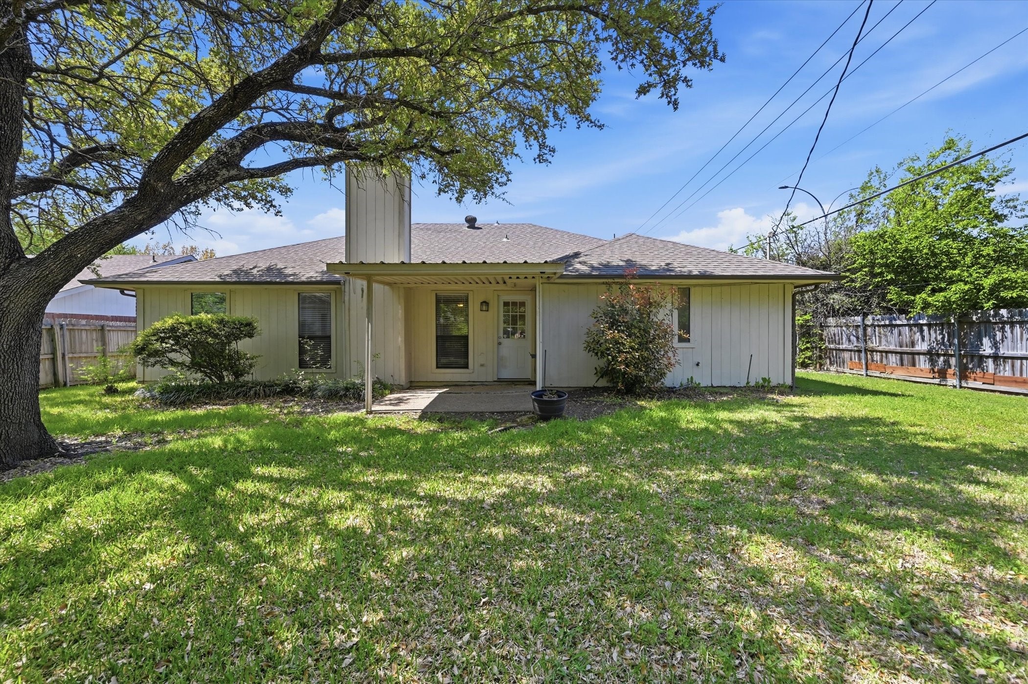 6201 Minuteman Lane Arlington TX 76002