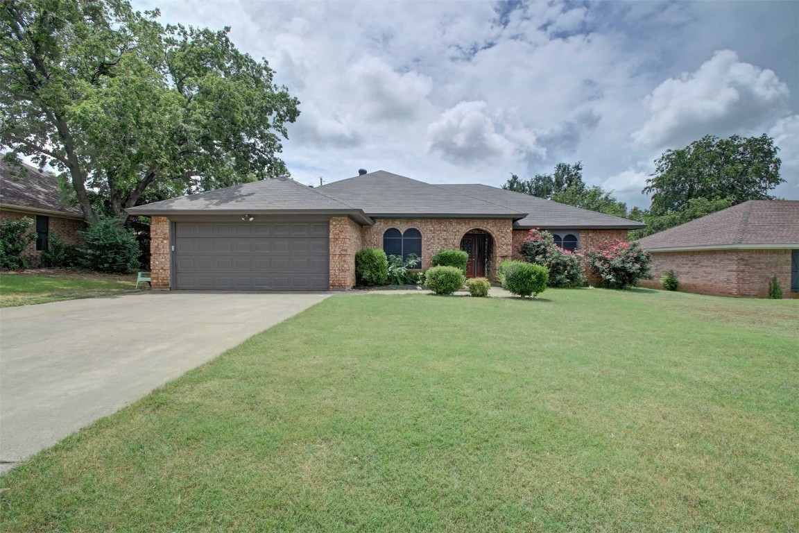 1303 Ridge Run Street Cleburne TX 76033