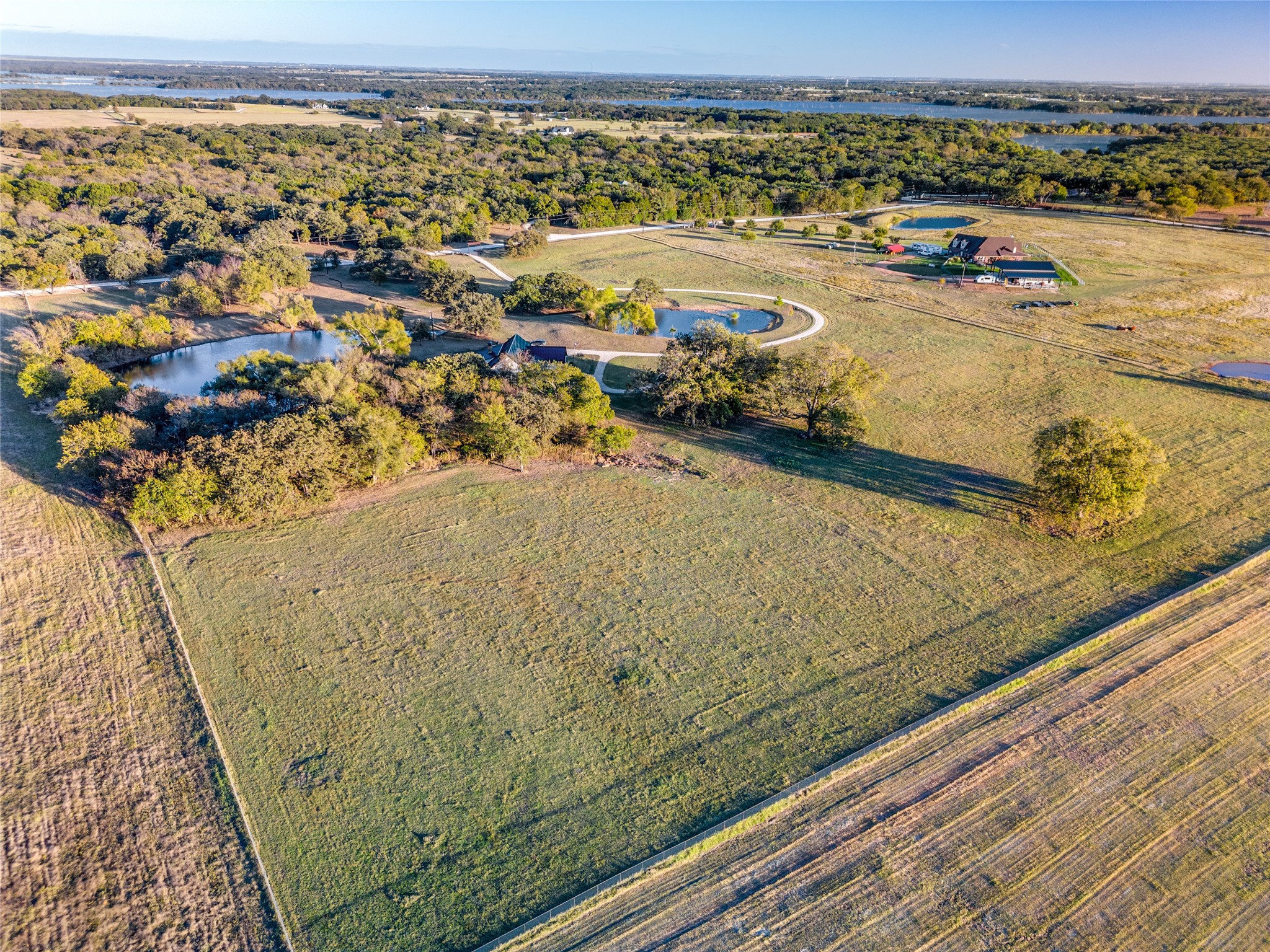 205 County Road 243 Collinsville TX 76233