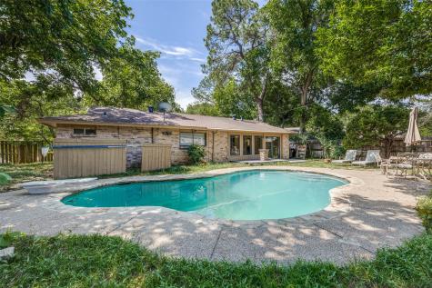2602 Brentwood Circle Arlington TX 76013