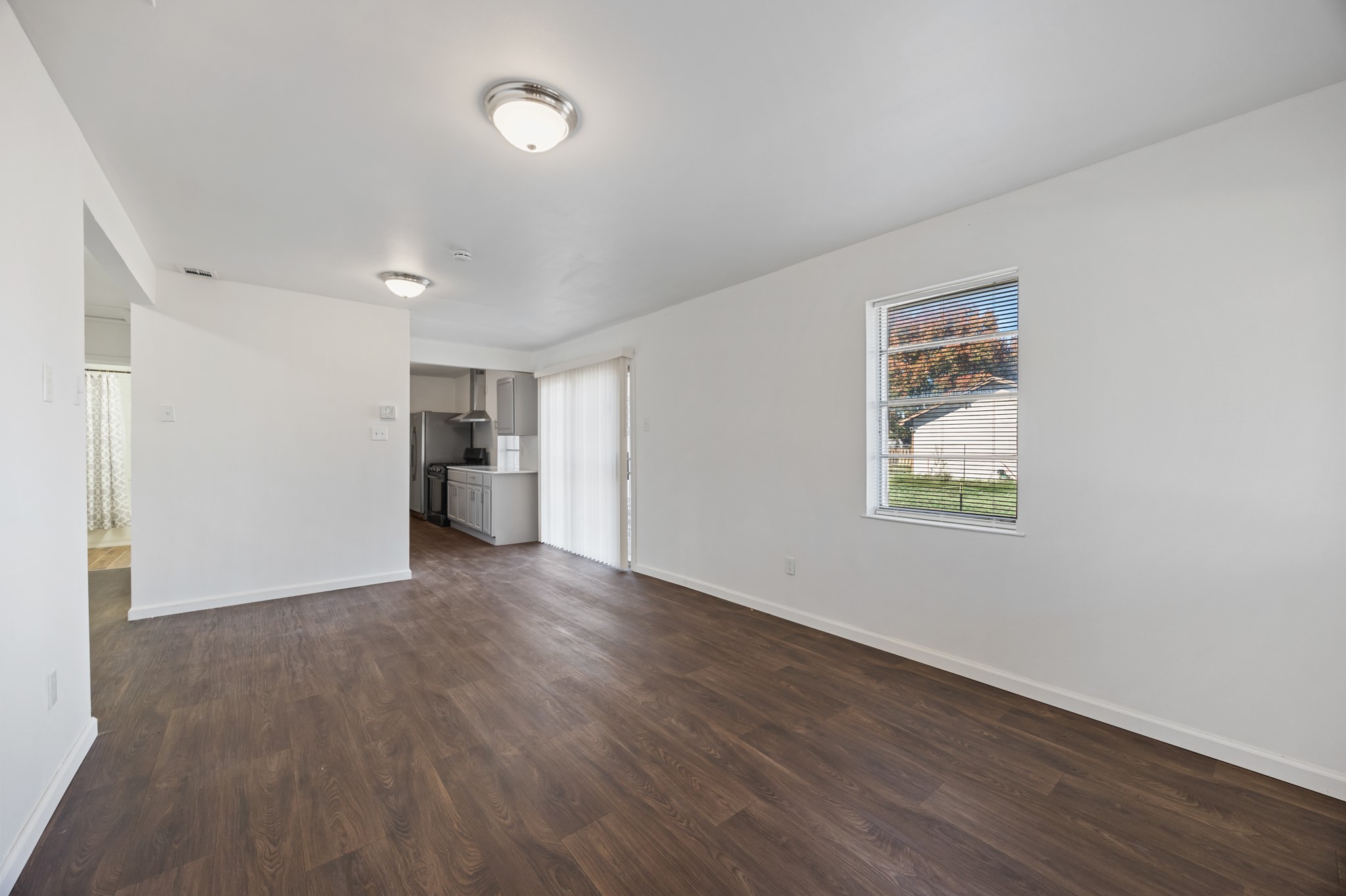 3827 Vineyard Drive Dallas TX 75212