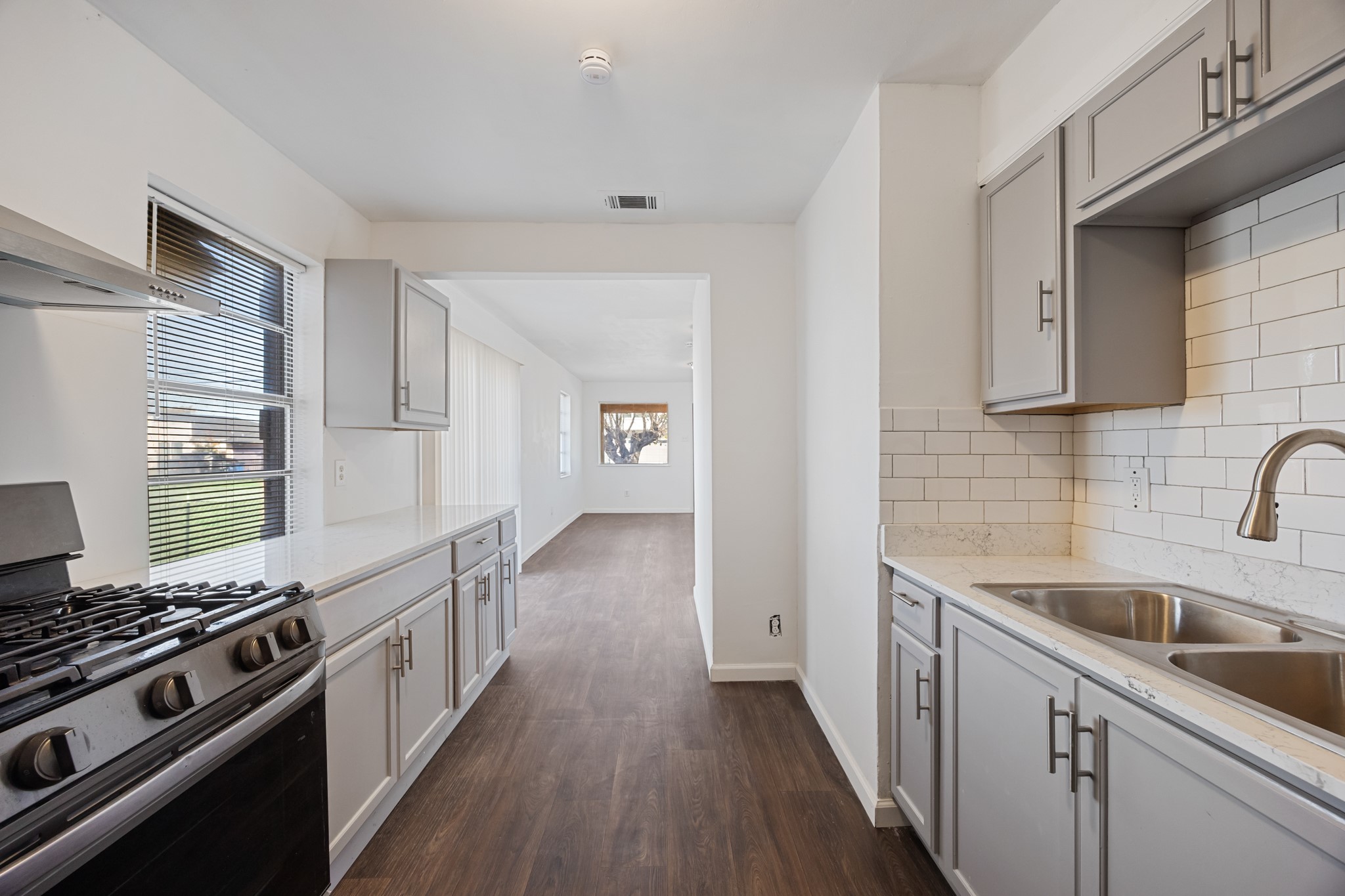 3827 Vineyard Drive Dallas TX 75212