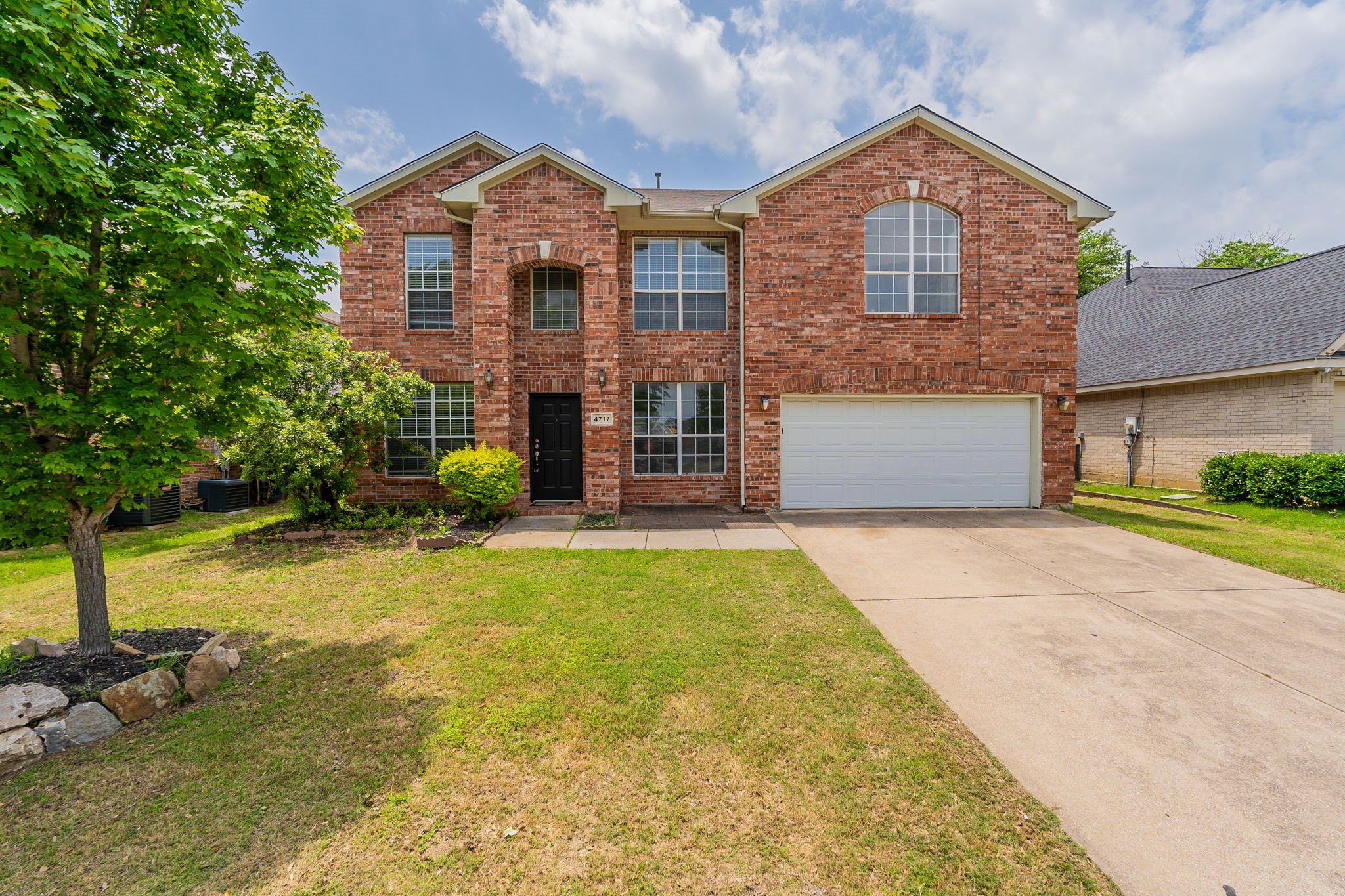 4717 Lincolnshire Drive Grand Prairie TX 75052