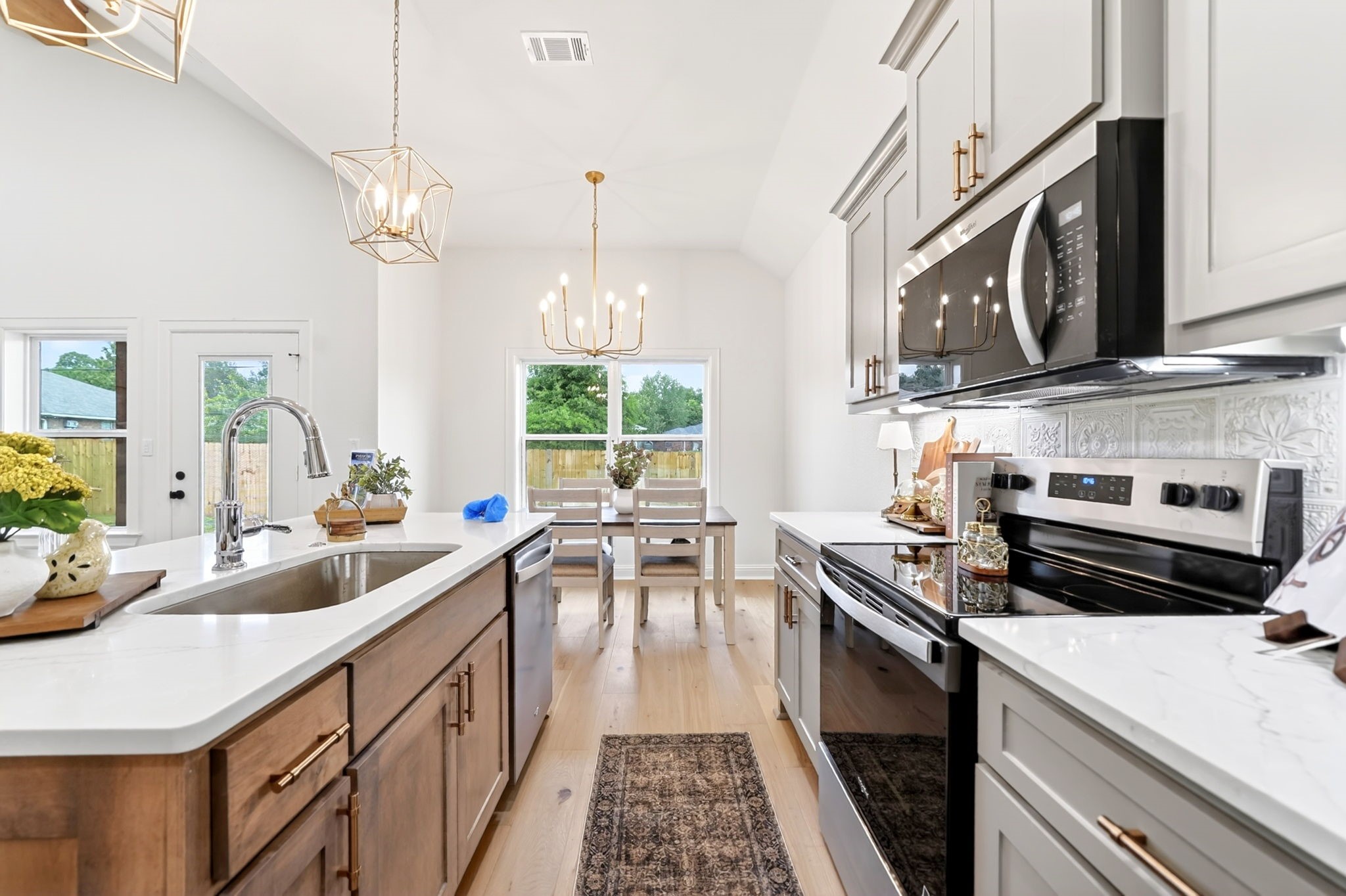213 Central Park Court Athens TX 75751