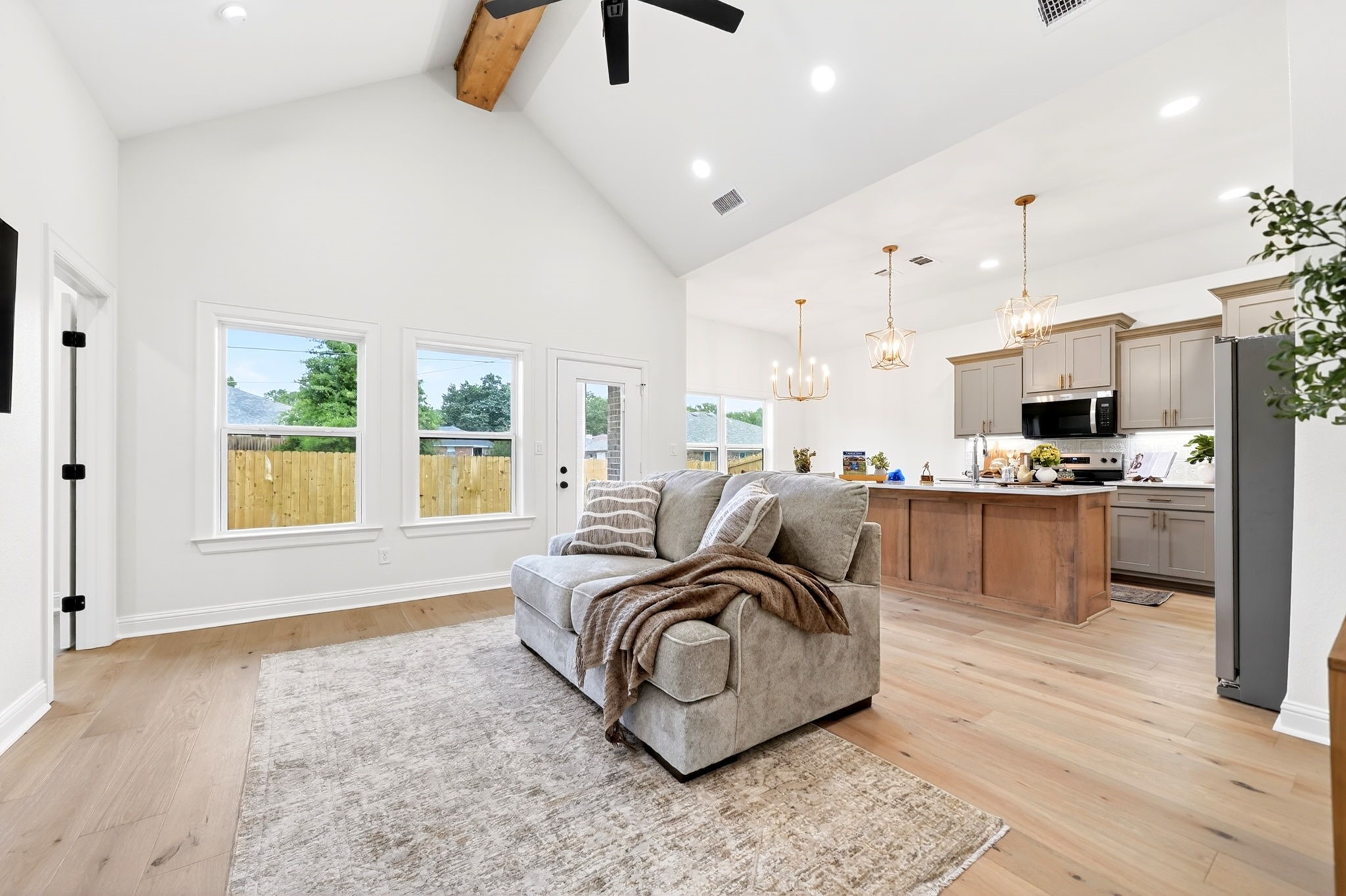 213 Central Park Court Athens TX 75751
