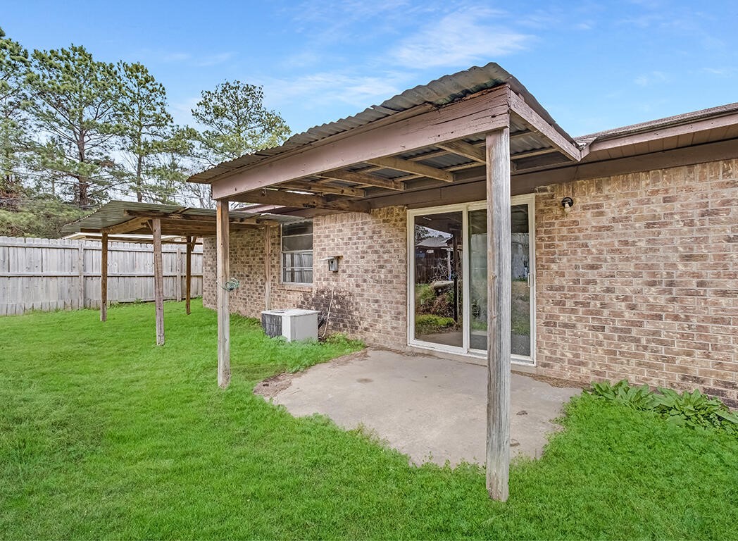 165 Greenforest Trail Nash TX 75569