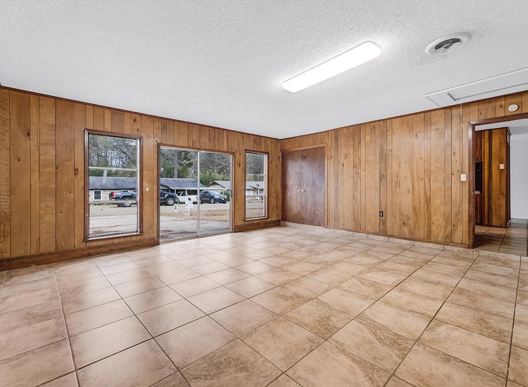 165 Greenforest Trail Nash TX 75569