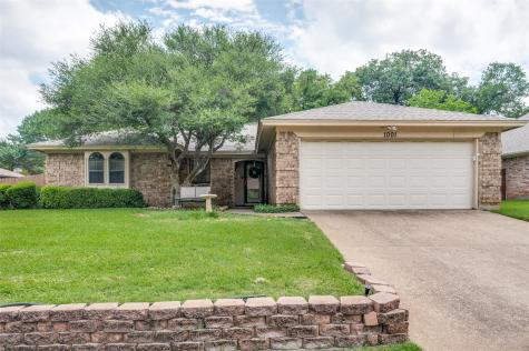 1001 Woodhaven Court Euless TX 76039