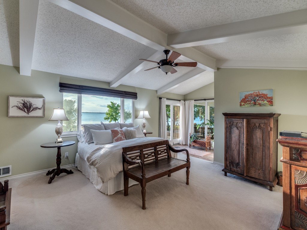 1804 S Lakeshore Drive Rockwall TX 75087