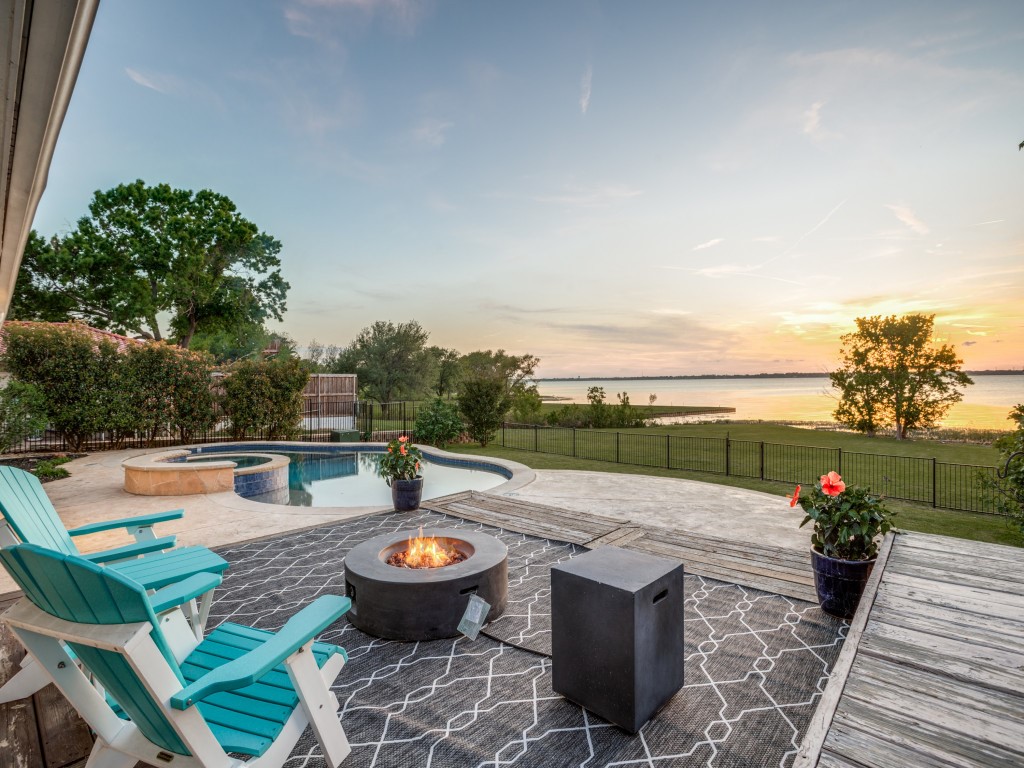 1804 S Lakeshore Drive Rockwall TX 75087