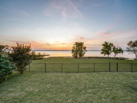 1804 S Lakeshore Drive Rockwall TX 75087