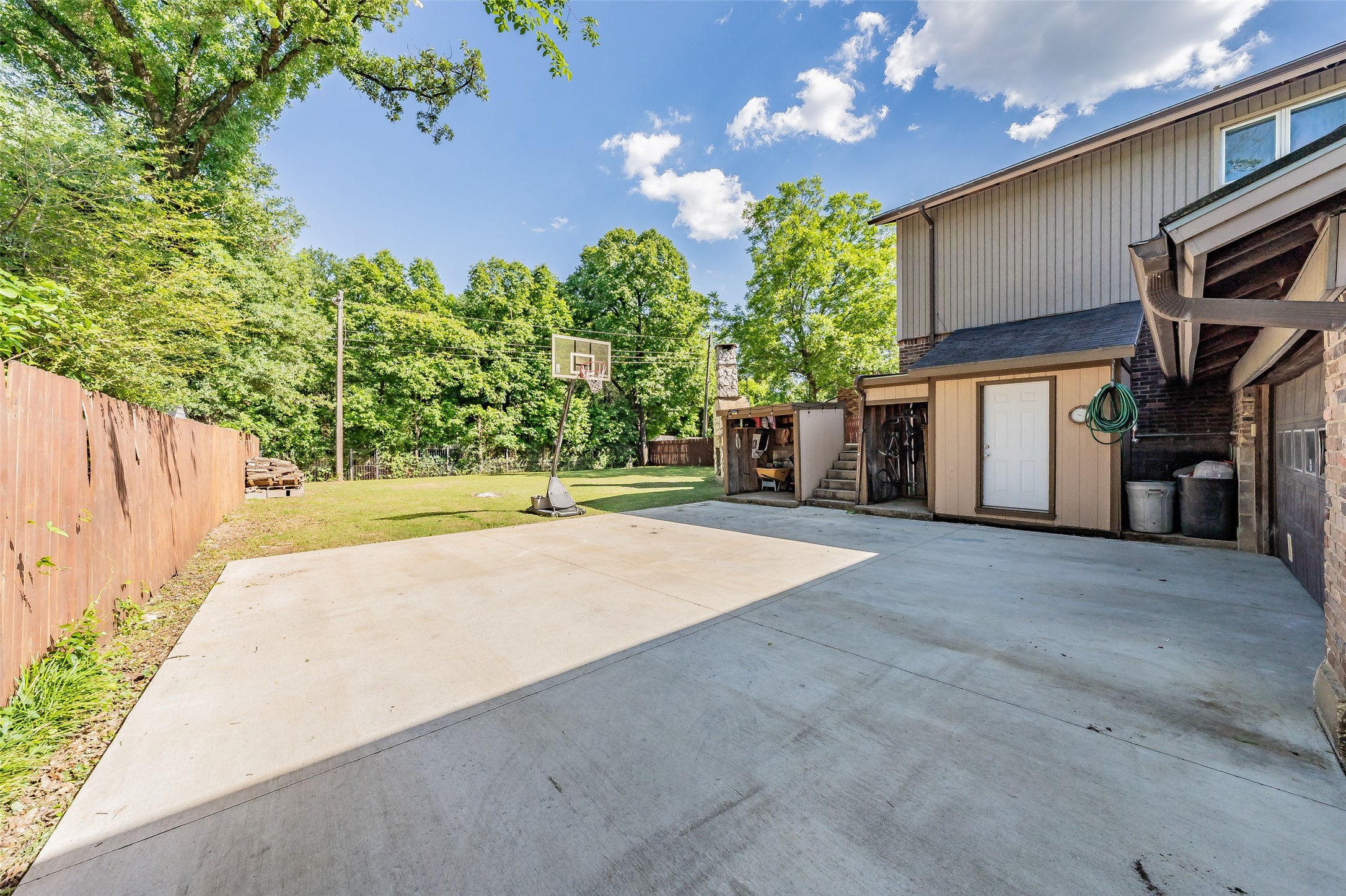 509 Westcliff Drive Euless TX 76040