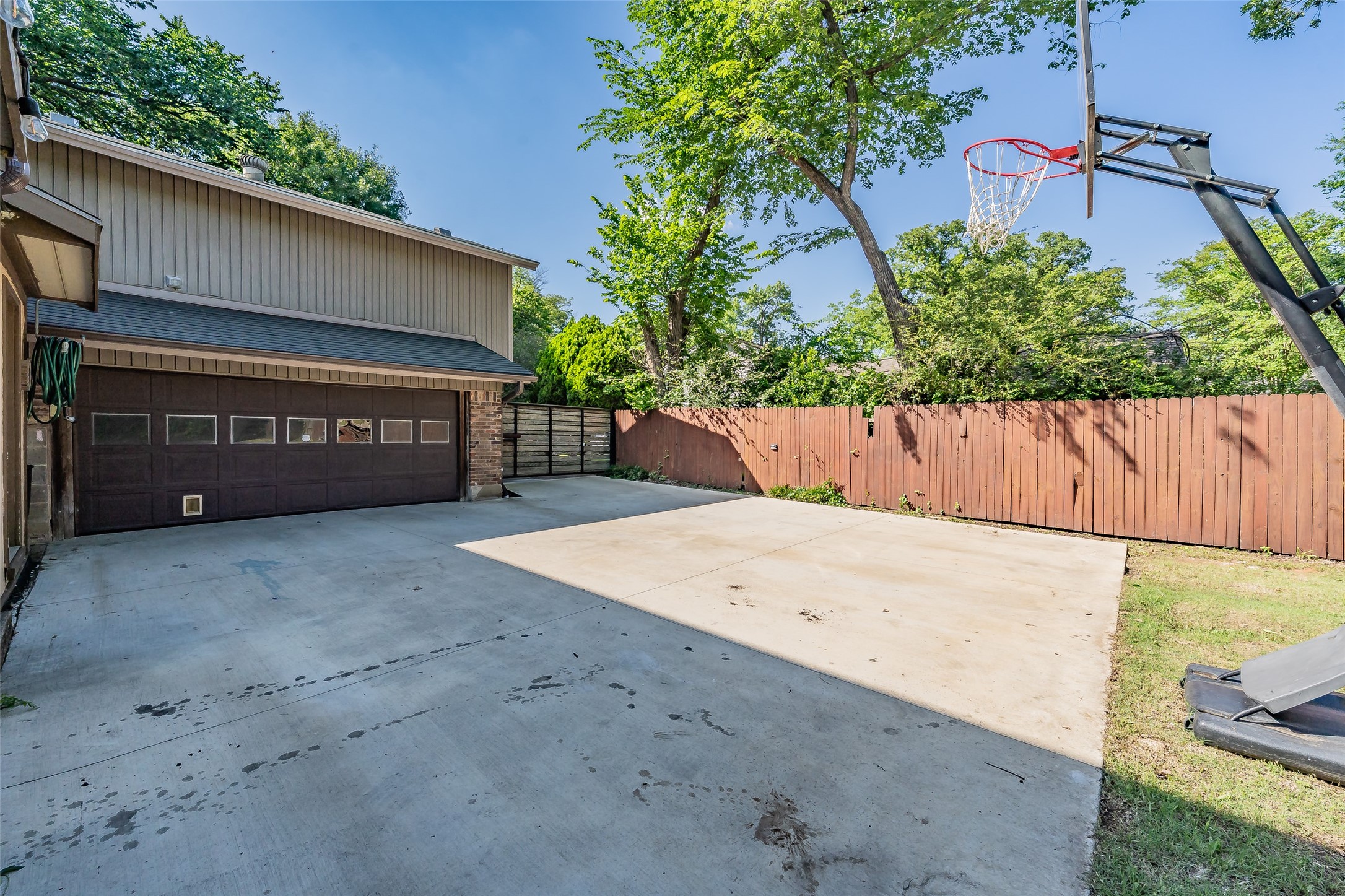 509 Westcliff Drive Euless TX 76040